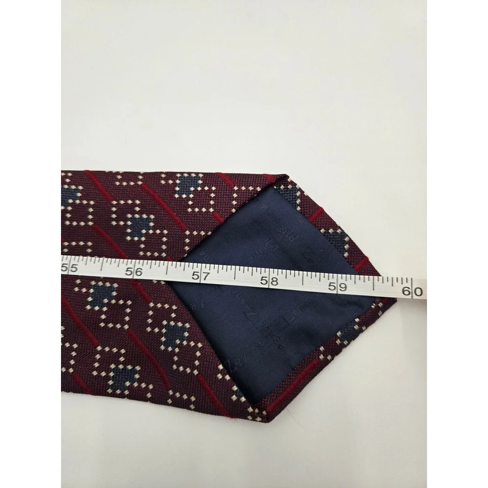 Ermenegildo Zegna Silk Tie Burgundy Geometric Diagonal Stripe Italy 3.5